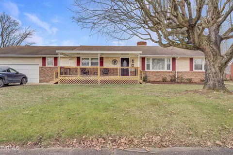 1585 Warpath Drive Kingsport Tn 37664, Kingsport, TN 37664