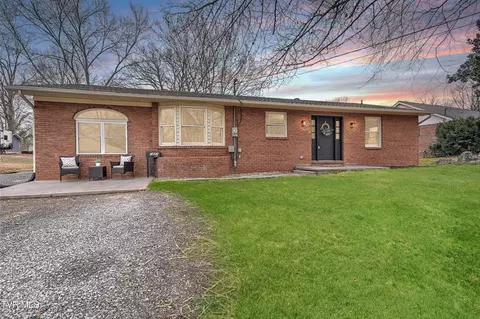 1421 Conway Drive Kingsport Tn 37664, Kingsport, TN 37664