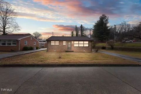 1343 Dewey Avenue Kingsport Tn 37664, Kingsport, TN 37664