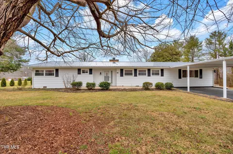 155 Yelton Avenue Erwin Tn 37650, Erwin, TN 37650