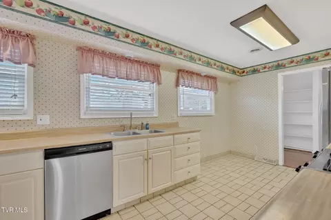 155 Yelton Avenue Erwin Tn 37650, Erwin, TN 37650 photo 13