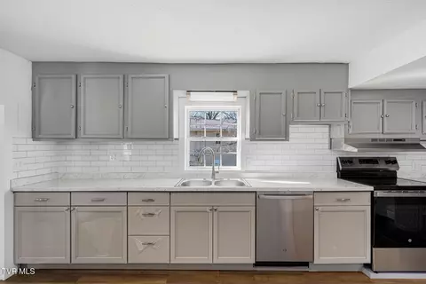 1901 E Myrtle Avenue Johnson City Tn 37601, Johnson City, TN 37601 photo 33