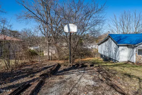 1901 E Myrtle Avenue Johnson City Tn 37601, Johnson City, TN 37601 photo 6