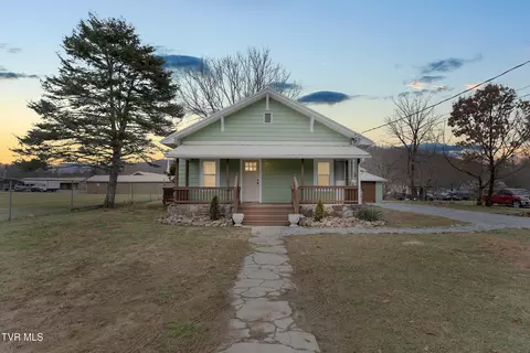 801 Massachusetts Avenue Unicoi Tn 37692, Unicoi, TN 37692
