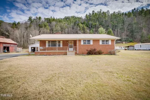 2915 Temple Hill Road Erwin Tn 37650, Erwin, TN 37650