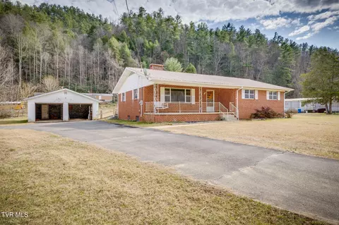 2915 Temple Hill Road Erwin Tn 37650, Erwin, TN 37650 photo 2