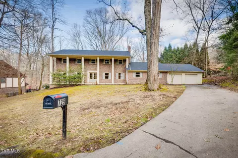729 Thornwood Place Kingsport Tn 37660, Kingsport, TN 37660