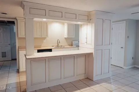 Kitchen - 204 Dunford Circle Limestone Tn 37681, Limestone, TN 37681 photo 4 of 4