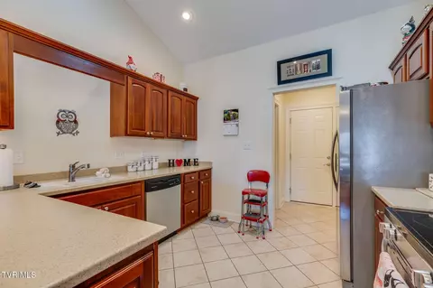 Kitchen - 20413 Turfway Lane 20413 Abingdon Va 24211, Abingdon, VA 24211 photo 1 of 2