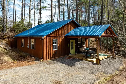 162 Blackberry Hill Lane Mountain City Tn 37683, Mountain City, TN 37683