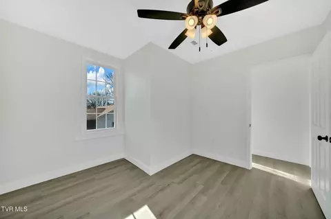 113 E 10th Avenue Johnson City Tn 37601, Johnson City, TN 37601 photo 31