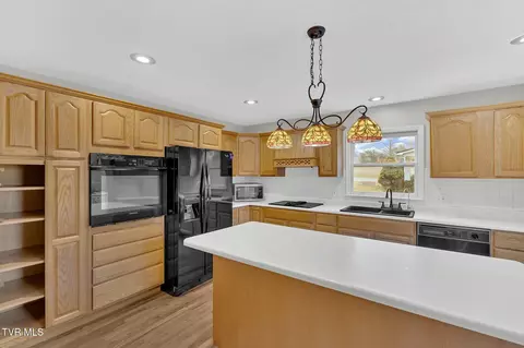 1410 Roy Bob Road Erwin Tn 37650, Erwin, TN 37650 photo 12