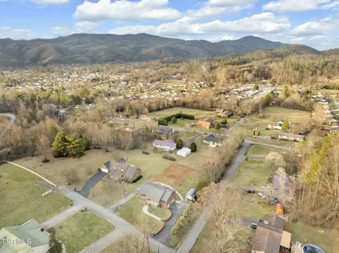 1410 Roy Bob Road Erwin Tn 37650, Erwin, TN 37650 photo 44