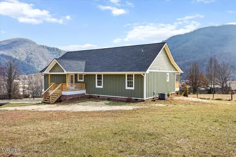 116 Coleman Road Road Hampton Tn 37658, Hampton, TN 37658 photo 9