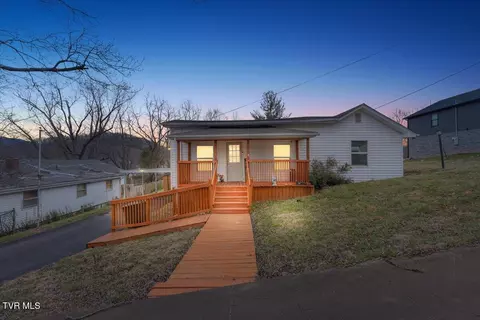 1106 Grove Street Elizabethton Tn 37643, Elizabethton, TN 37643