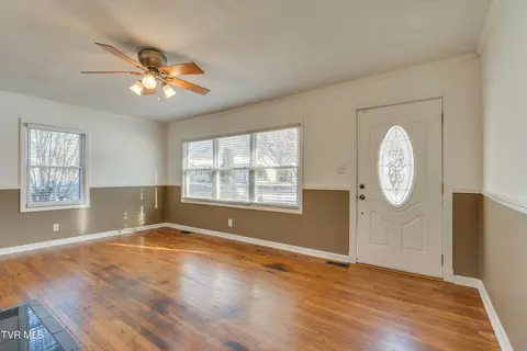 Living - 615 Crook Street Hampton Tn 37658, Hampton, TN 37658 photo 1 of 4