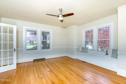 Living - 270 E Valley Street Abingdon Va 24210, Abingdon, VA 24210 photo 1 of 5
