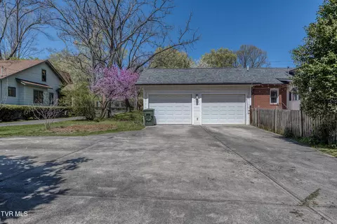 Exterior - 270 E Valley Street Abingdon Va 24210, Abingdon, VA 24210 photo 13 of 16
