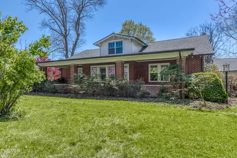 270 E Valley Street Abingdon Va 24210, Abingdon, VA 24210