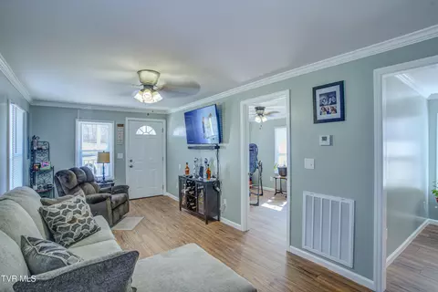 1705 E Fairview Avenue Johnson City Tn 37601, Johnson City, TN 37601 photo 5