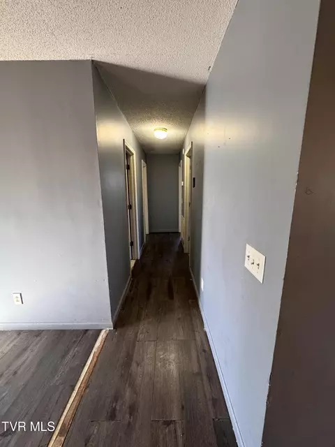 Entry Way - 111 Miller Street Limestone Tn 37681, Limestone, TN 37681 photo 1 of 2