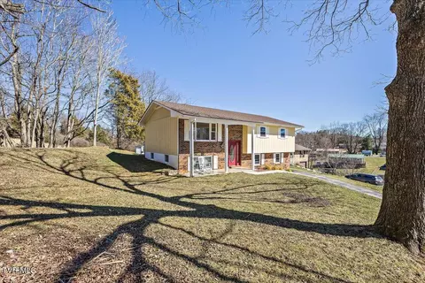 Exterior - 197 Dewdrop Place Bristol Va 24201, Bristol, VA 24201 photo 3 of 8