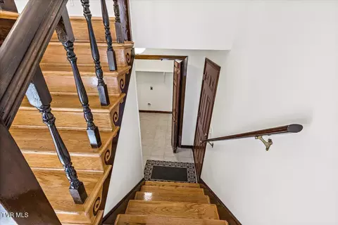 Entry Way - 197 Dewdrop Place Bristol Va 24201, Bristol, VA 24201 photo 3 of 4