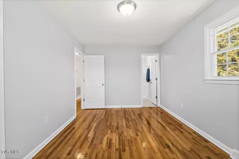 Bedroom - 197 Dewdrop Place Bristol Va 24201, Bristol, VA 24201 photo 6 of 6