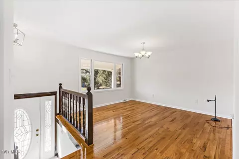 Living - 197 Dewdrop Place Bristol Va 24201, Bristol, VA 24201 photo 1 of 3