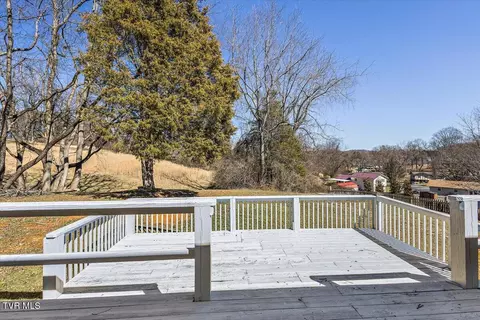 Exterior - 197 Dewdrop Place Bristol Va 24201, Bristol, VA 24201 photo 6 of 8