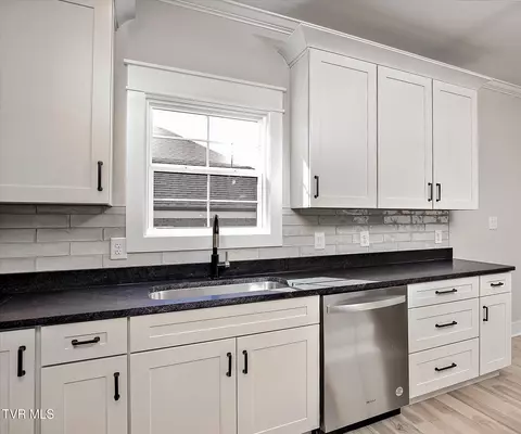 385 Gransley Court Gray Tn 37615, Gray, TN 37615 photo 14