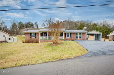 333 Green Acres Road Honaker Va 24260, Honaker, VA 24260