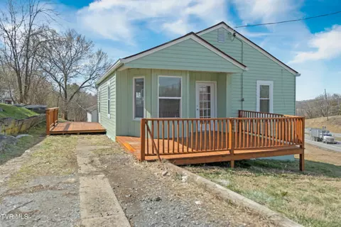 209 E Broyles Street Greeneville Tn 37745, Greeneville, TN 37745