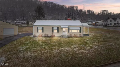 410 E 4th Avenue Watauga Tn 37694, Watauga, TN 37694