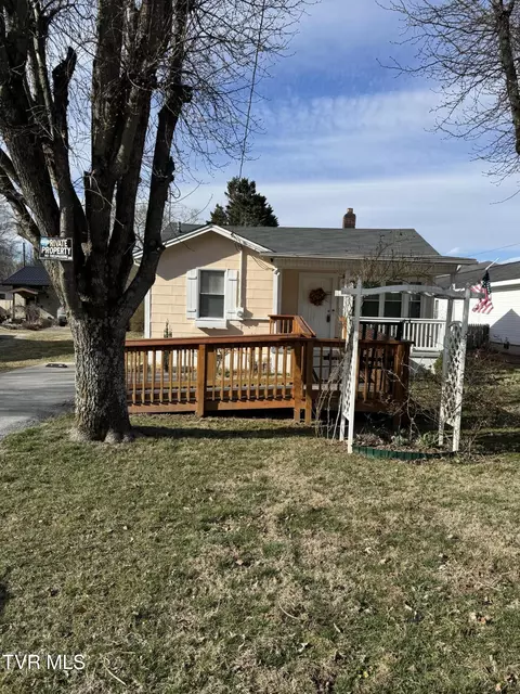 1391 Broad Street Elizabethton Tn 37643, Elizabethton, TN 37643