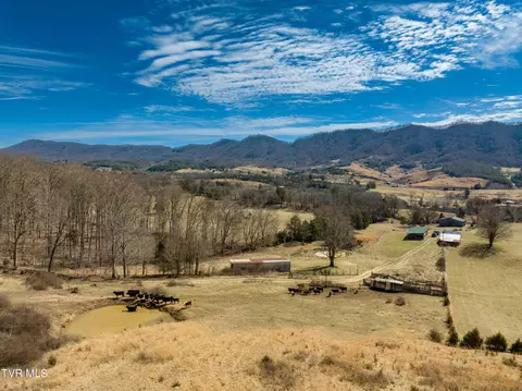 2192 Wolfe Cir Thorn Hill Tn 37881, Thorn Hill, TN 37881