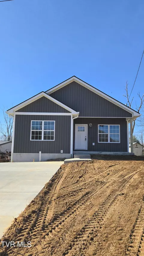1613 E Millard Street Johnson City Tn 37601, Johnson City, TN 37601