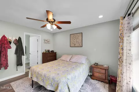 Bedroom - 150 N Carr Lane Fall Branch Tn 37656, Fall Branch, TN 37656 photo 1 of 2
