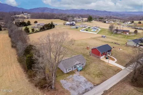 View/Area - 150 N Carr Lane Fall Branch Tn 37656, Fall Branch, TN 37656 photo 2 of 6