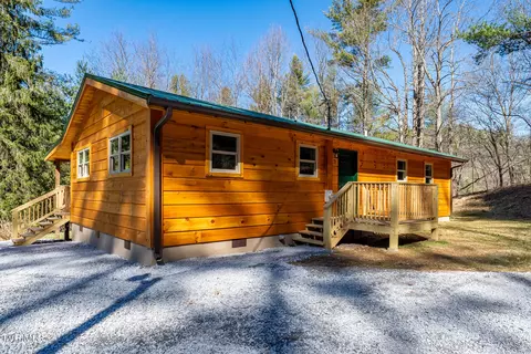 Other - 307 Piney Grove Road Hampton Tn 37658, Hampton, TN 37658 photo 4 of 10