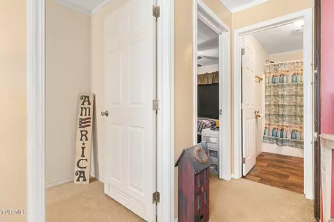 Entry Way - 819 N Mohawk Drive Erwin Tn 37650, Erwin, TN 37650 photo 2 of 2