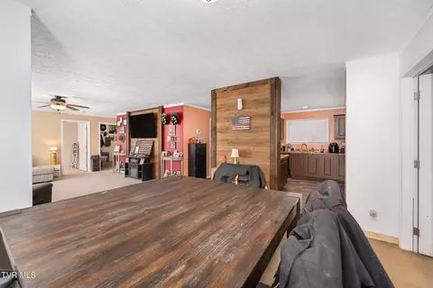 Dining - 819 N Mohawk Drive Erwin Tn 37650, Erwin, TN 37650 photo 2 of 2