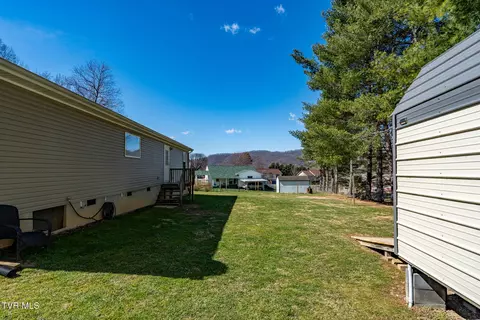 Exterior - 819 N Mohawk Drive Erwin Tn 37650, Erwin, TN 37650 photo 4 of 10