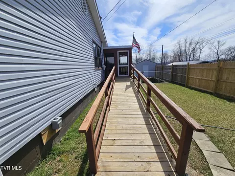 229 Harm Ridge Coeburn Va 24230, Coeburn, VA 24230 photo 3