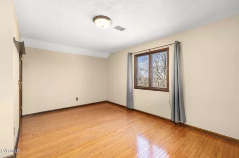 434 Riverview Drive Johnson City Tn 37601, Johnson City, TN 37601 photo 22