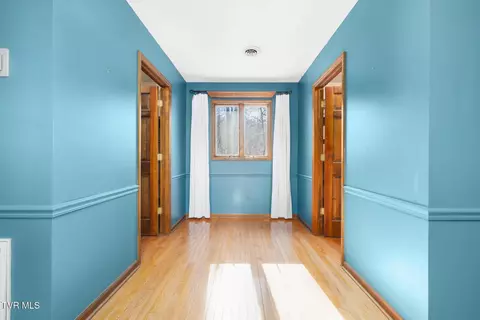 434 Riverview Drive Johnson City Tn 37601, Johnson City, TN 37601 photo 31