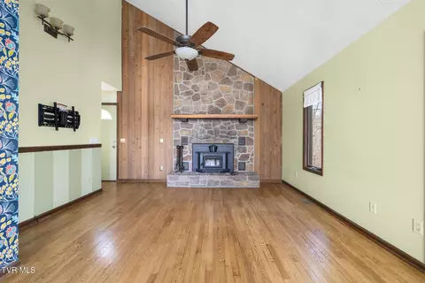 434 Riverview Drive Johnson City Tn 37601, Johnson City, TN 37601 photo 5
