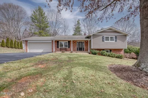 39 Stone Drive Bristol Tn 37620, Bristol, TN 37620