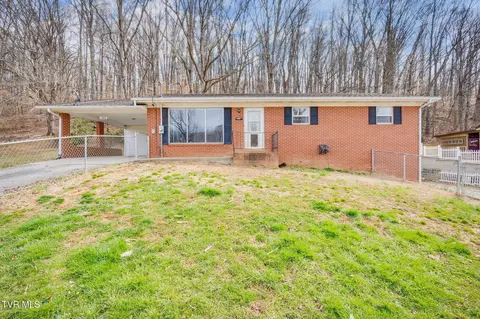 150 Crest Hills Lane Chuckey Tn 37641, Chuckey, TN 37641