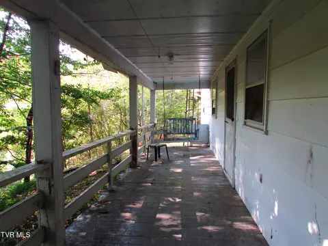 180 Simerly Creek Road Hampton Tn 37658, Hampton, TN 37658 photo 4